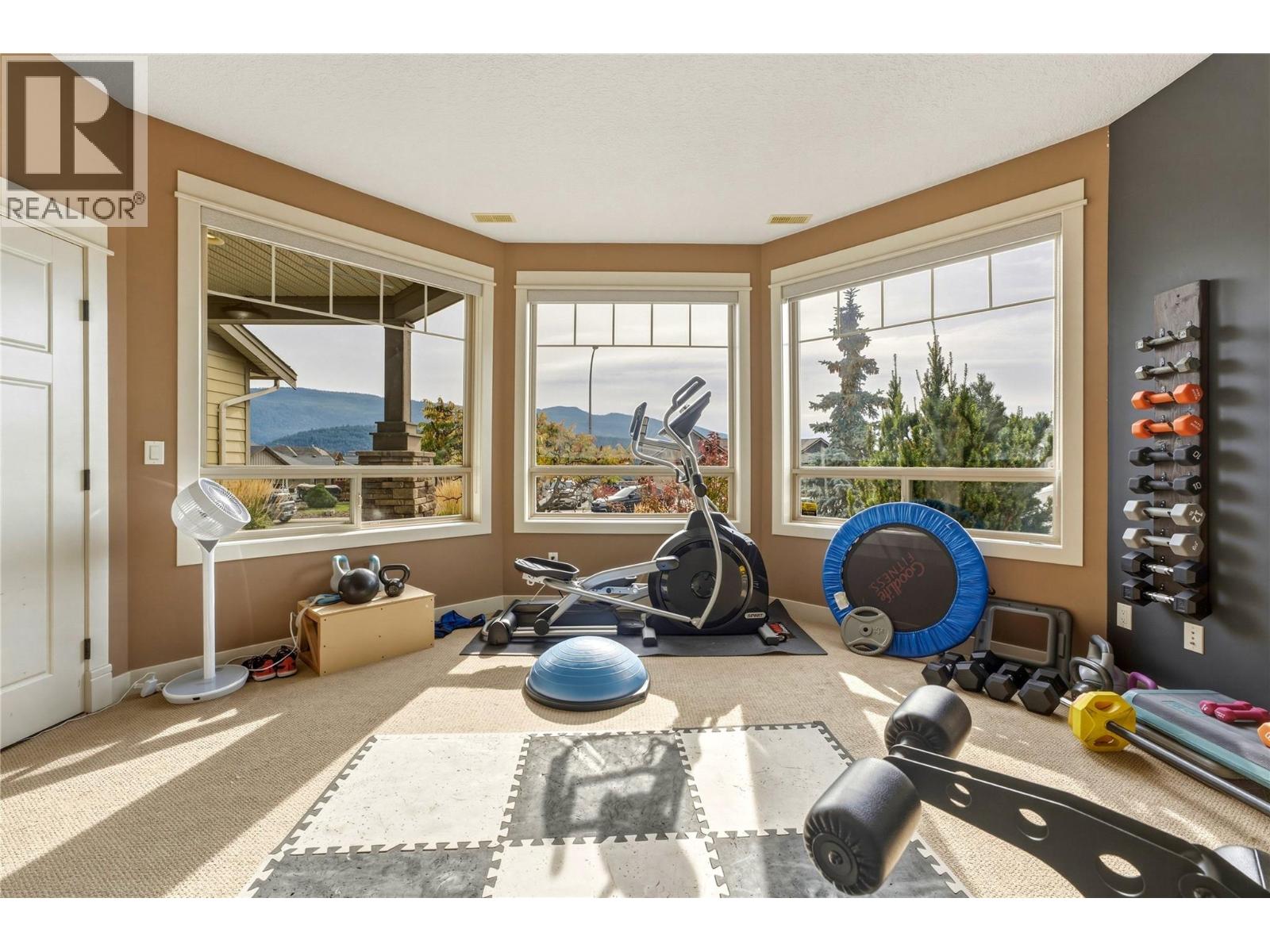 547 Mt. Tanner Place - 35