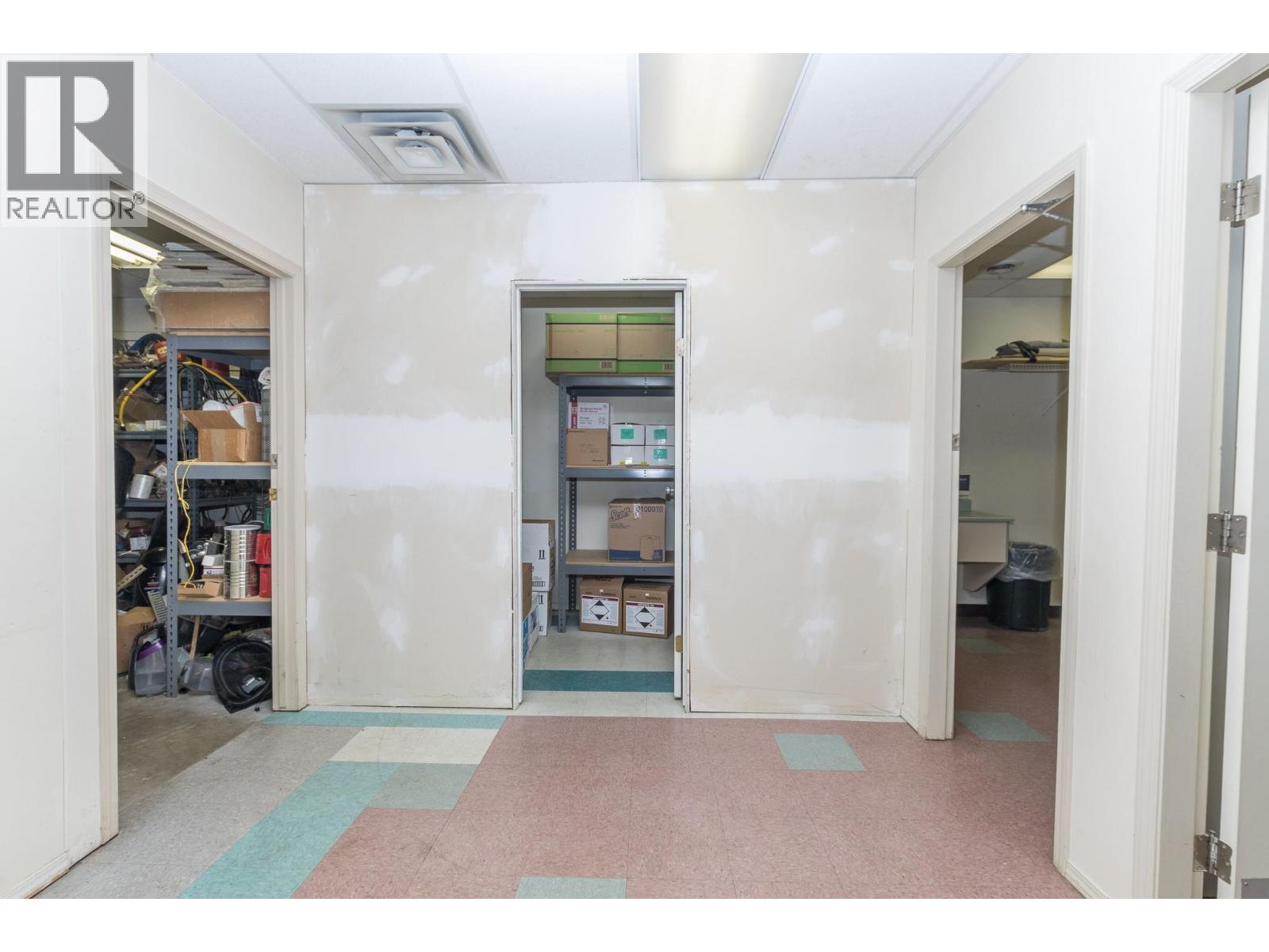  430 7 Street Southwest, Salmon Arm - Image 1