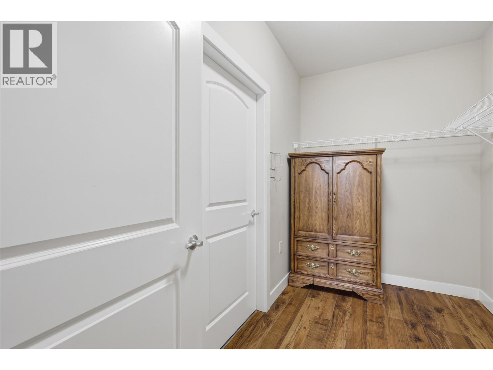 #301 760 MAYFAIR Street - Image 17