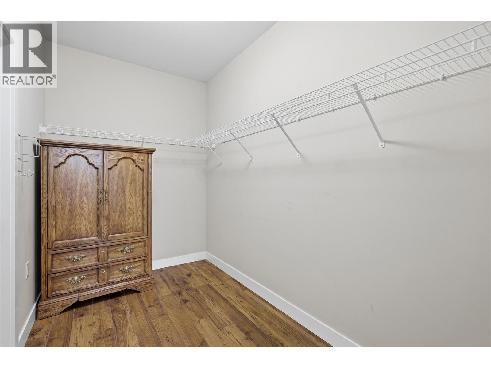 #301 760 MAYFAIR Street - Image 16
