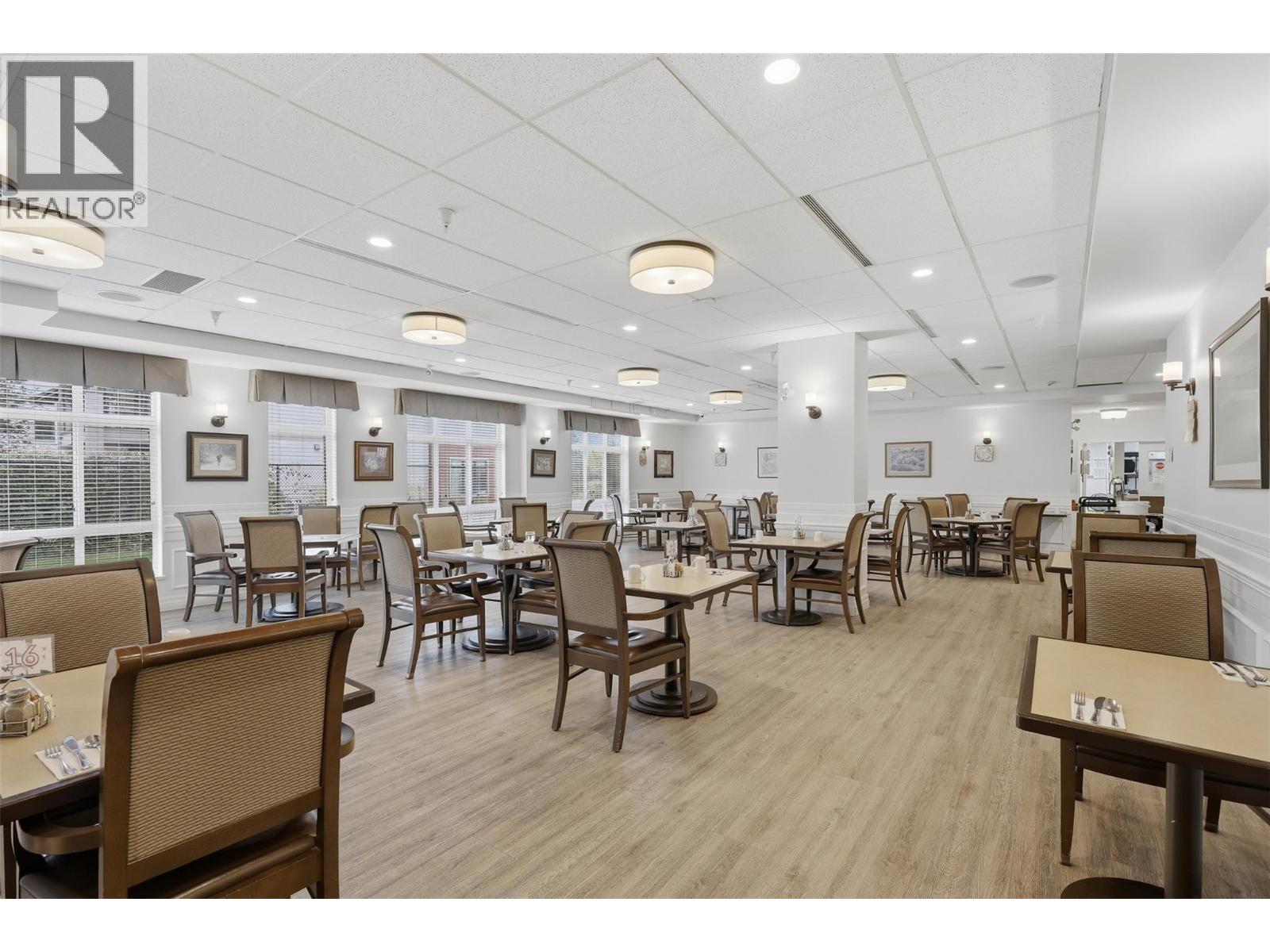 #301 760 MAYFAIR Street - 28