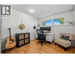 68 Lake Emerald Road Se, Calgary, AB T2J2J7 Photo 33