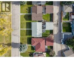 68 Lake Emerald Road Se, Calgary, AB T2J2J7 Photo 42
