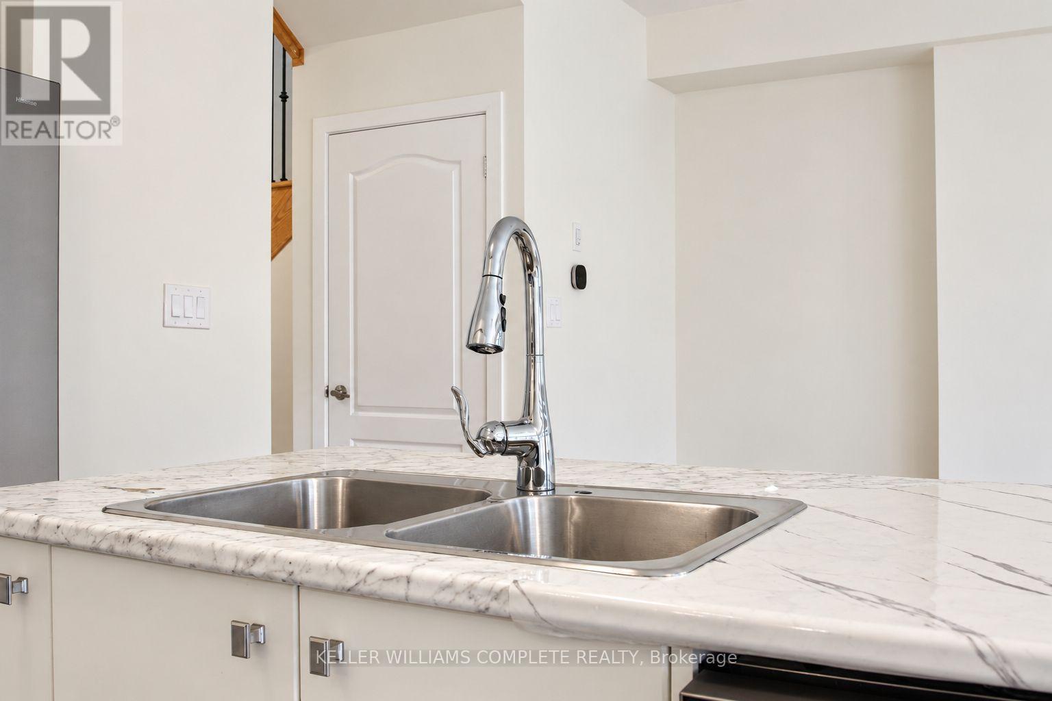 38 Lilac Circle — photo 18
