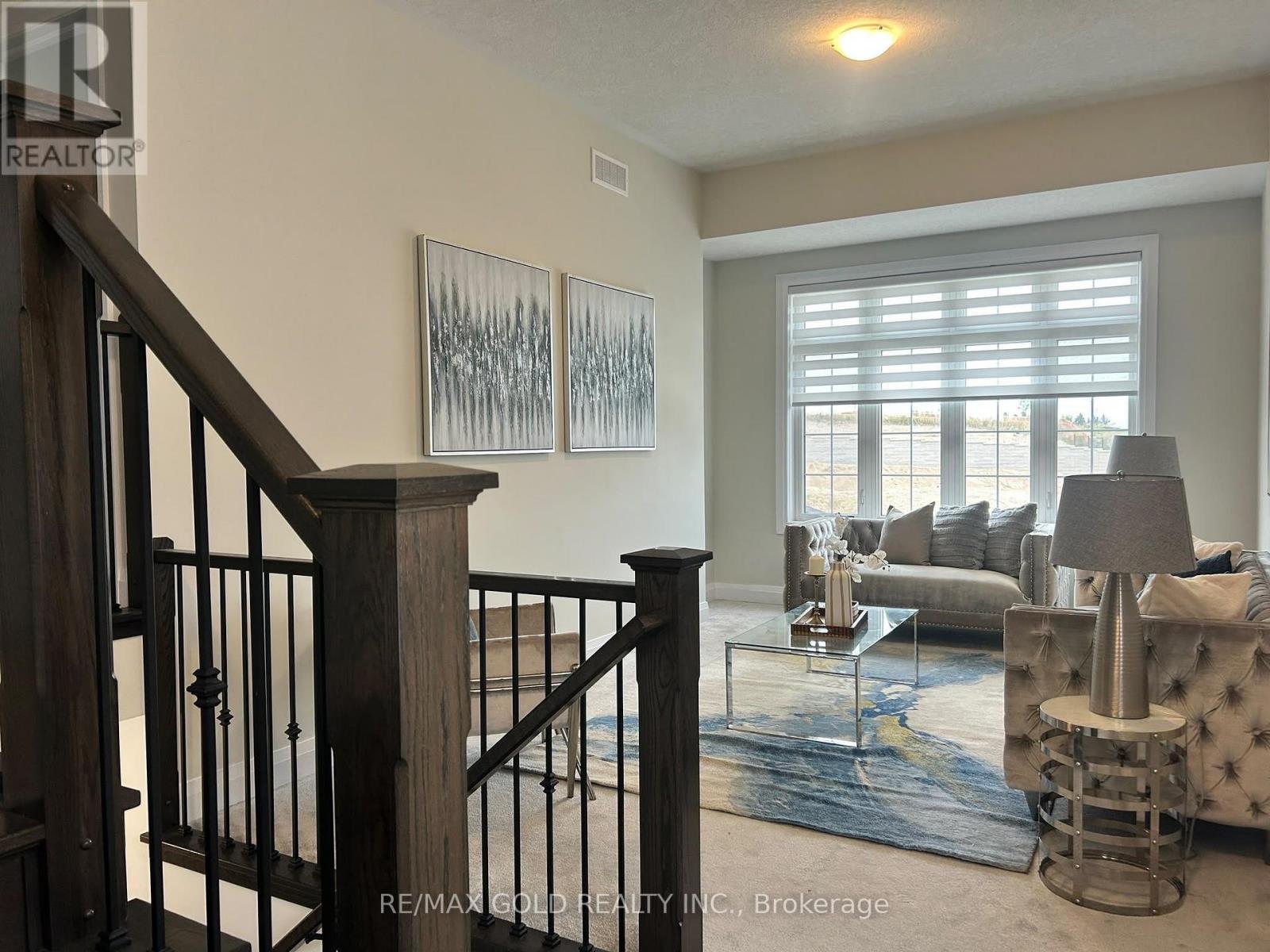 617 Benninger Drive, Kitchener, ON photo 37