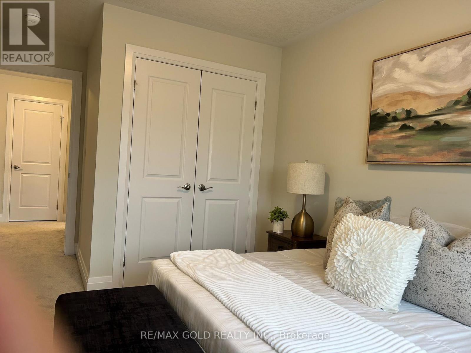 617 Benninger Drive, Kitchener, ON photo 34