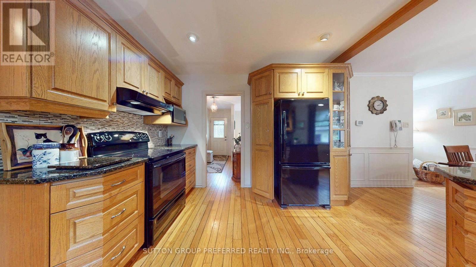 573 JAMAICA COURT - 19