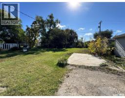 414 4th Avenue E, Biggar, SK S0K0M0 Photo 21