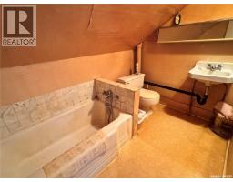 414 4th Avenue E, Biggar, SK S0K0M0 Photo 16