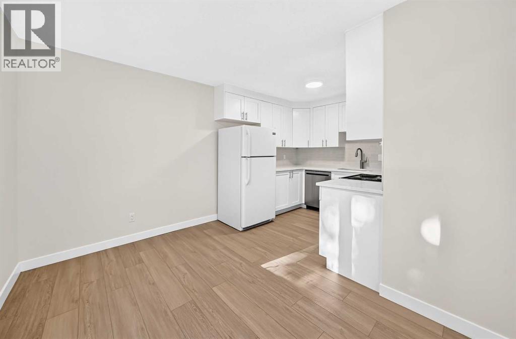 18 Dalhousie Crescent NW - 16