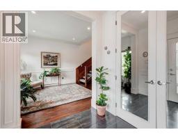 1133 39 Street SW - photo 2