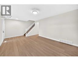Bedroom - 18 Dalhousie Crescent Nw, Calgary, AB T3A2H8 Photo 6