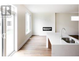 36 Big Dipper Street, Ottawa, ON K4M0X8 Photo 7