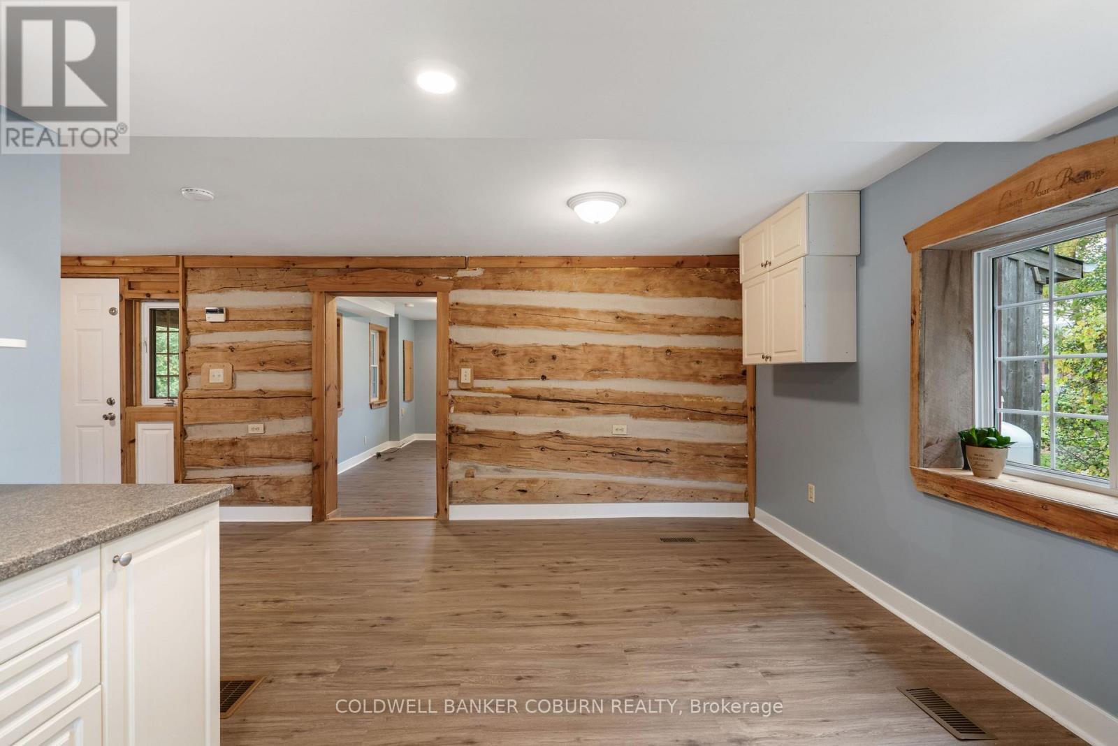 544 CRAIG ROAD - Image 7