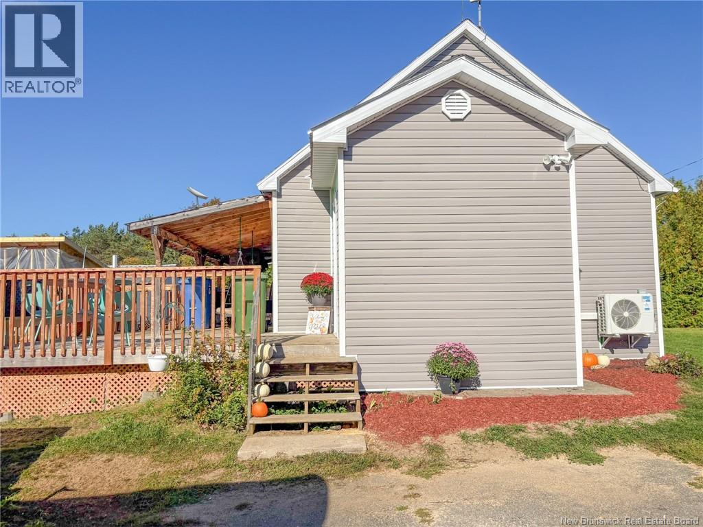 10107 Route 105 - Image 3