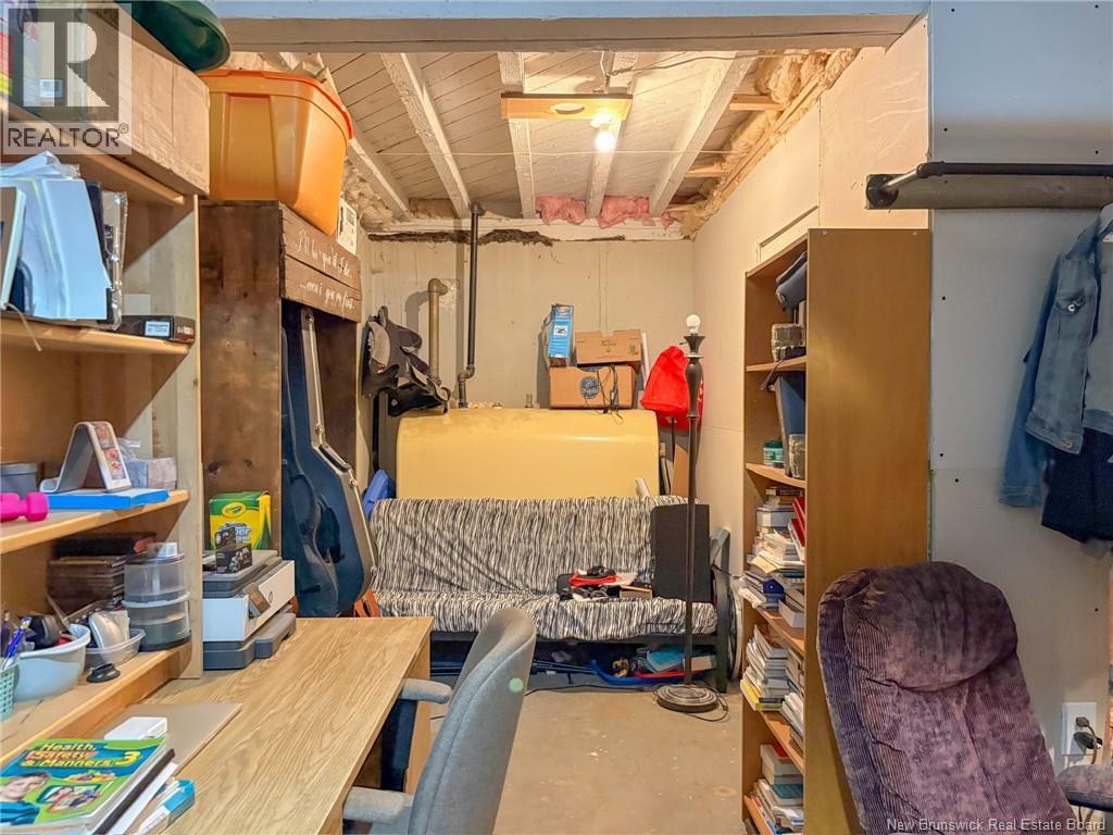 10107 Route 105 - Image 37