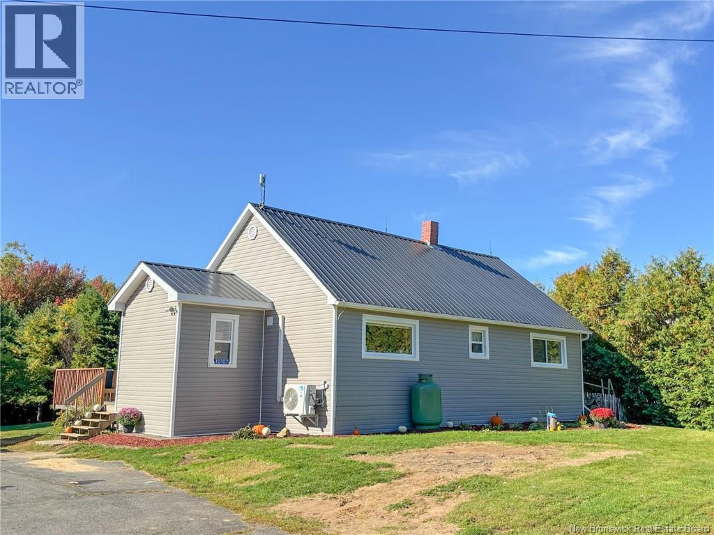 10107 Route 105 - Image 39