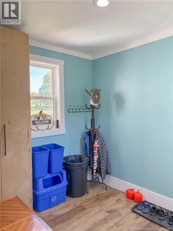 10107 Route 105 - Image 8