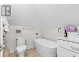 90 Oxford Street, Toronto, ON M5T1P3 Photo 14
