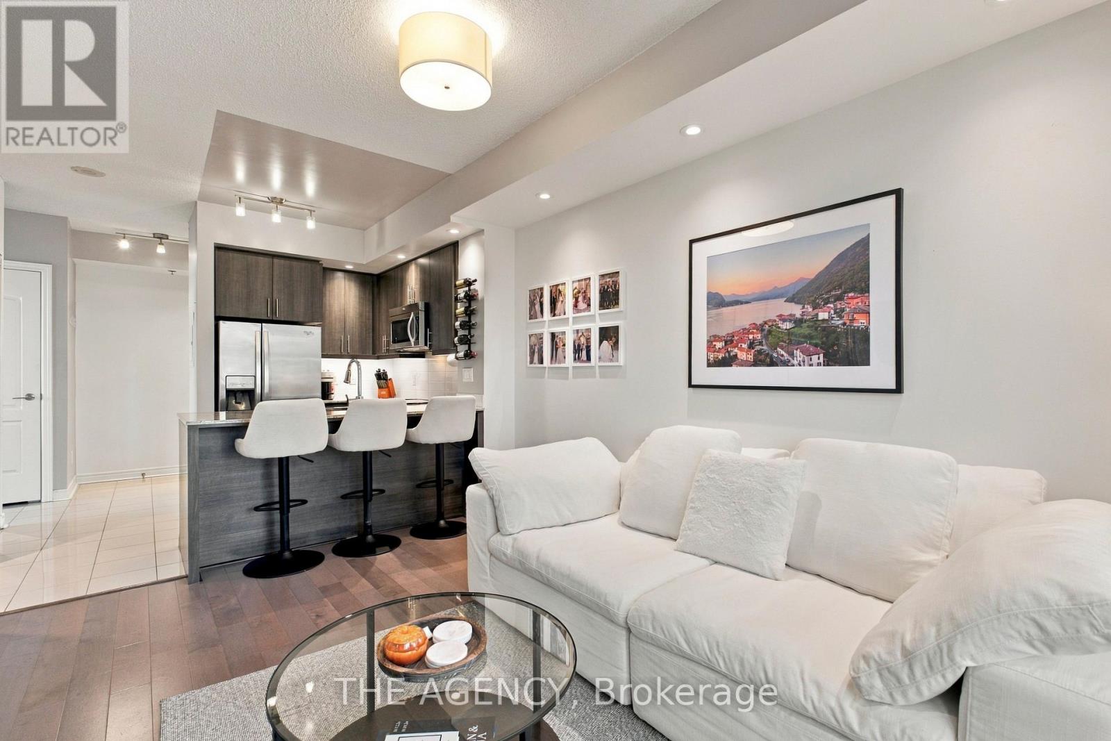 #506 2756 OLD LESLIE STREET - 11