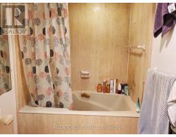 1605 - 65 Harbour Square, Toronto, ON M5J2L4 Photo 10