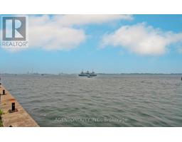 1605 - 65 Harbour Square, Toronto, ON M5J2L4 Photo 18
