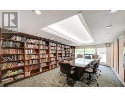 1605 - 65 Harbour Square, Toronto, ON M5J2L4 Photo 19
