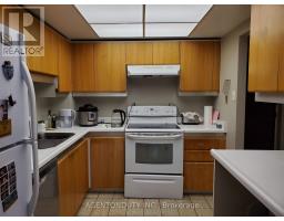 1605 - 65 Harbour Square, Toronto, ON M5J2L4 Photo 9