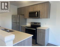 600 Victoria Street S Unit# 7, Kitchener, ON N2M1B3 Photo 7