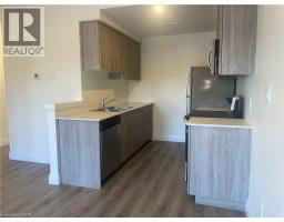 600 Victoria Street S Unit# 7, Kitchener, ON N2M1B3 Photo 8