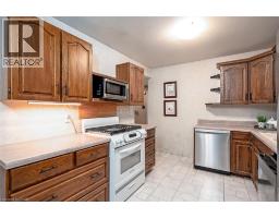 Foyer - 473 Woodview Road Unit# 2, Burlington, ON L7N2Z9 Photo 12