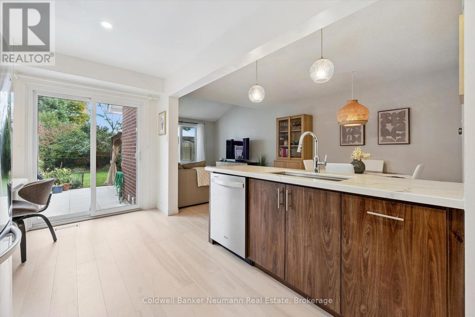 #5 39 PTARMIGAN DRIVE - 10