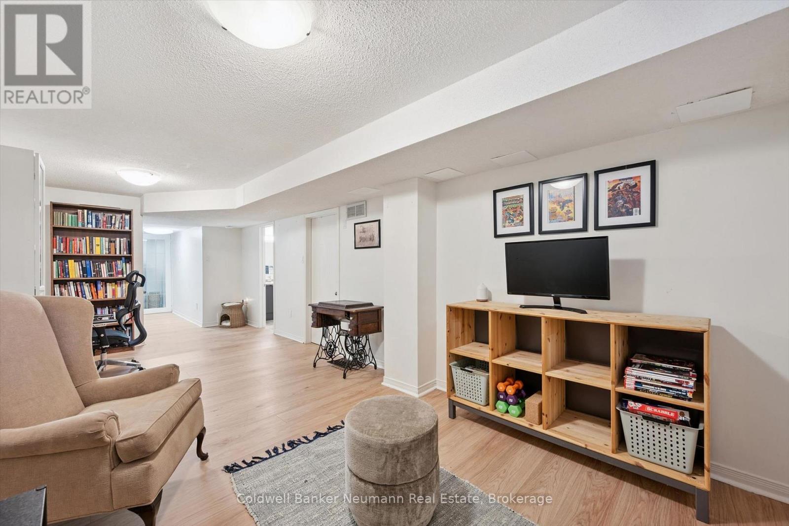 #5 39 PTARMIGAN DRIVE - Image 23