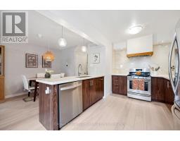 Bathroom - 5 - 39 Ptarmigan Drive, Guelph, ON N1C1E8 Photo 9