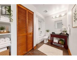606 - 601 Kingston Road, Toronto, ON M4E3Y2 Photo 15