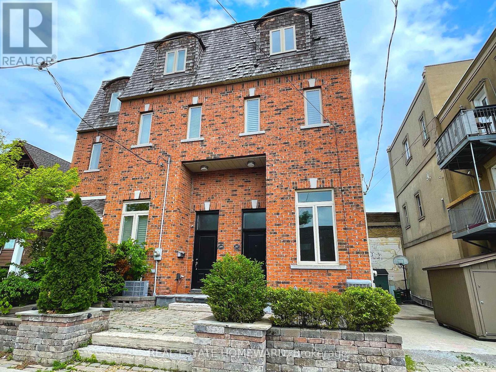 Photo of 287 Kingswood Road