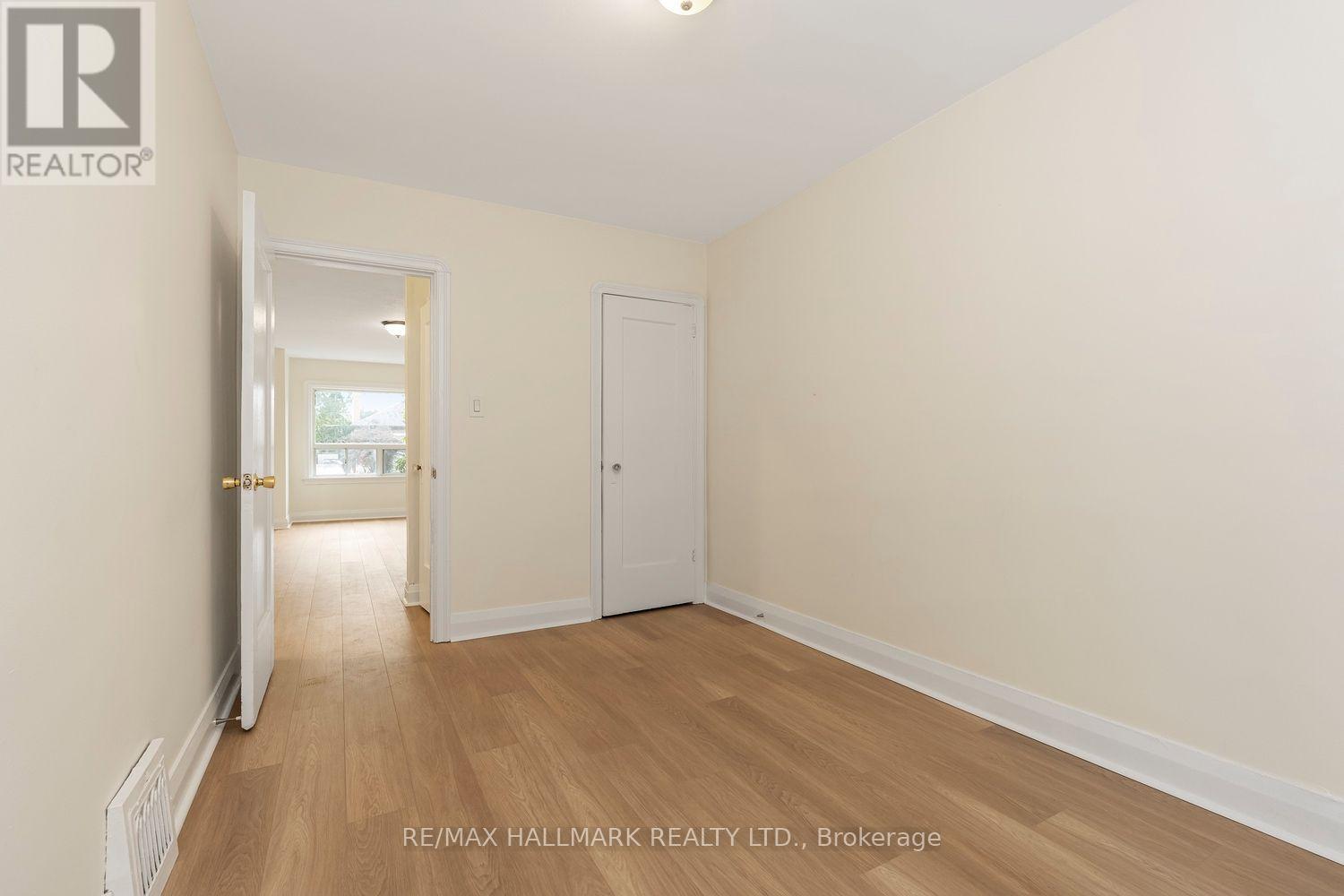 31 Thora Avenue, Toronto, ON photo 21