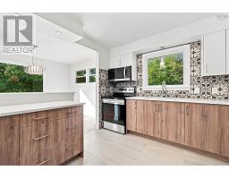 3 Admiral Street, Dartmouth, NS B2X1W3 Photo 9