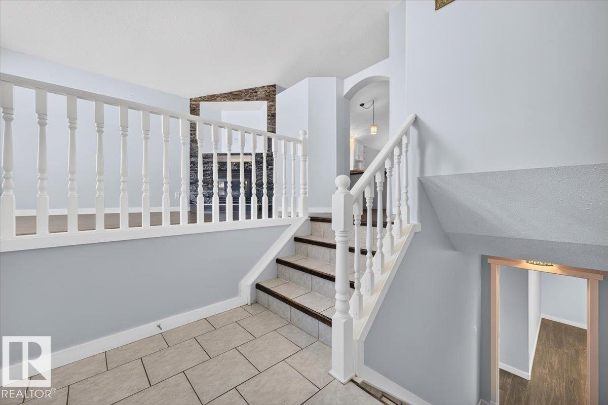 417 Hollick Kenyon RD NW - 6