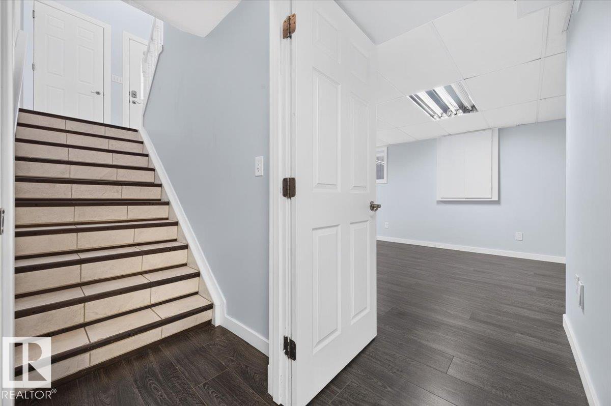 417 Hollick Kenyon RD NW - 40