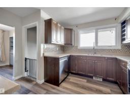 Primary Bedroom - 13339 131 St Nw, Edmonton, AB T5L1N8 Photo 6