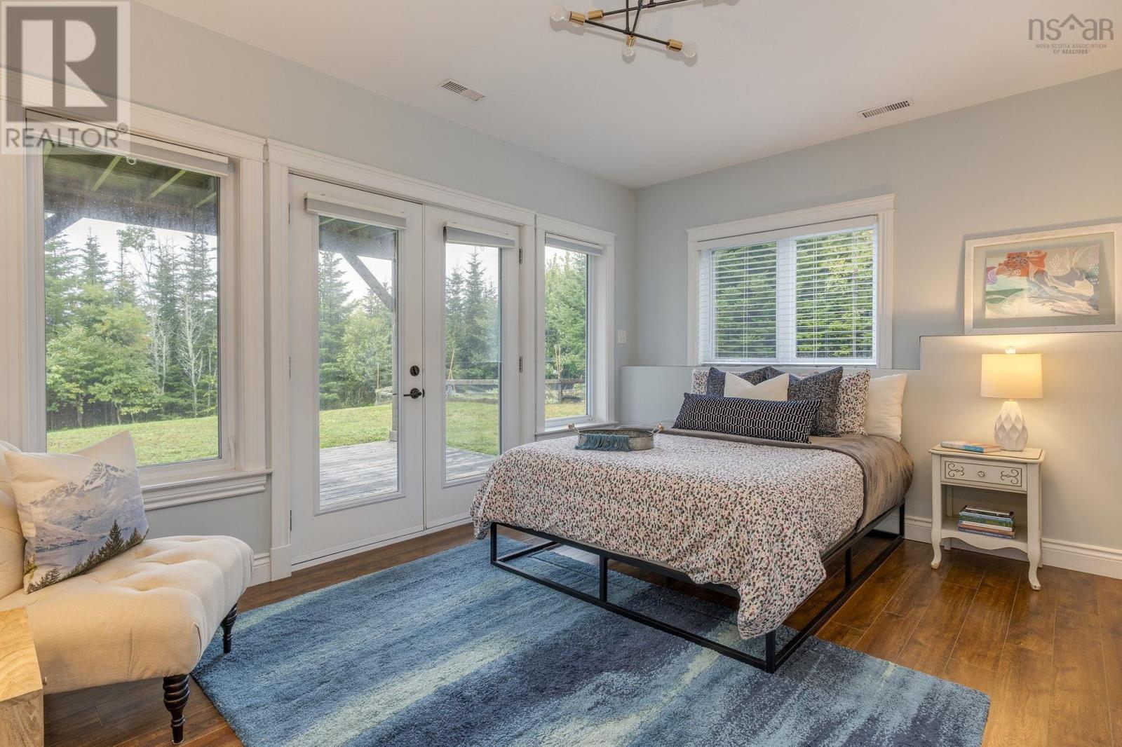 307 Leslie Road - 33