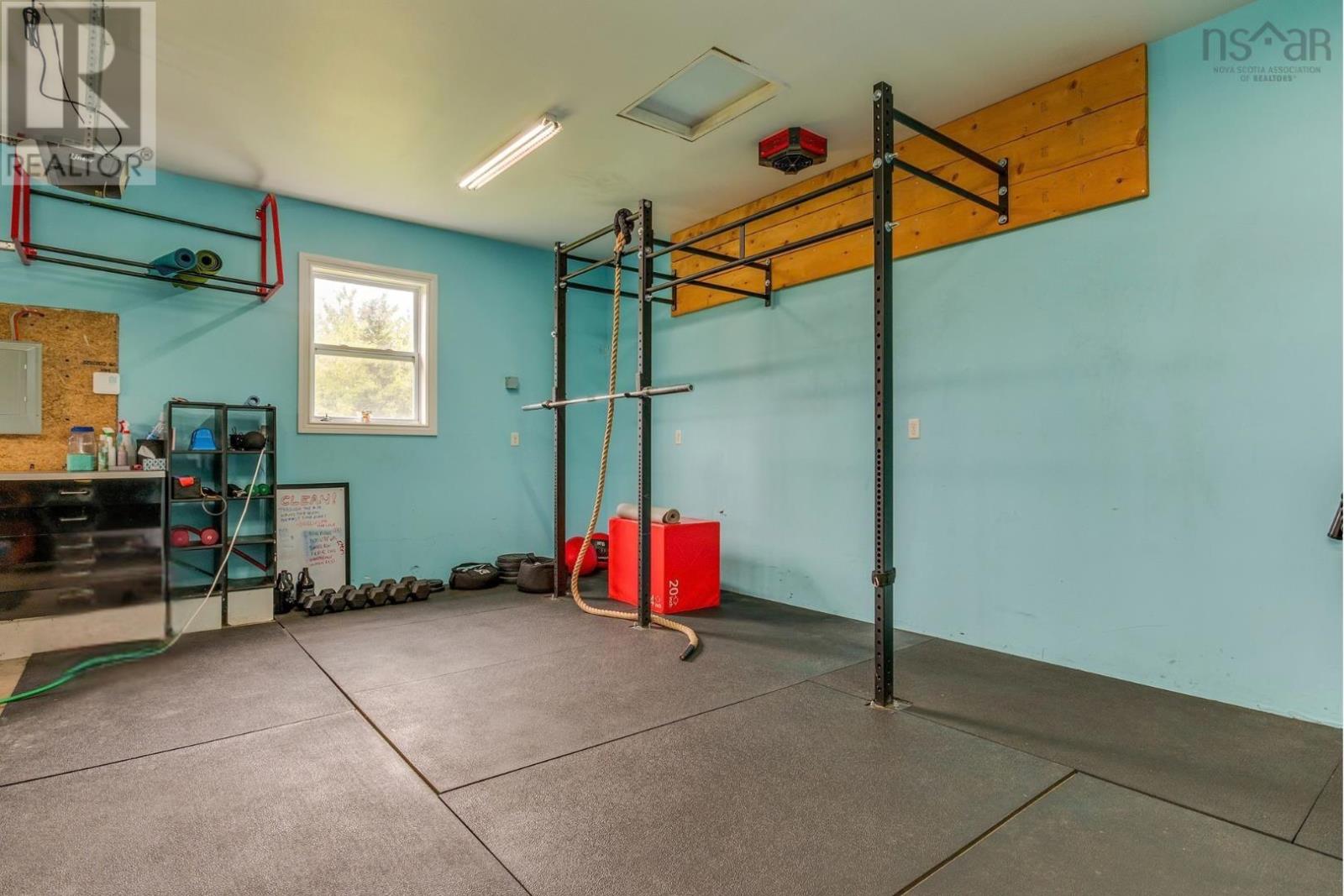 307 Leslie Road - 43