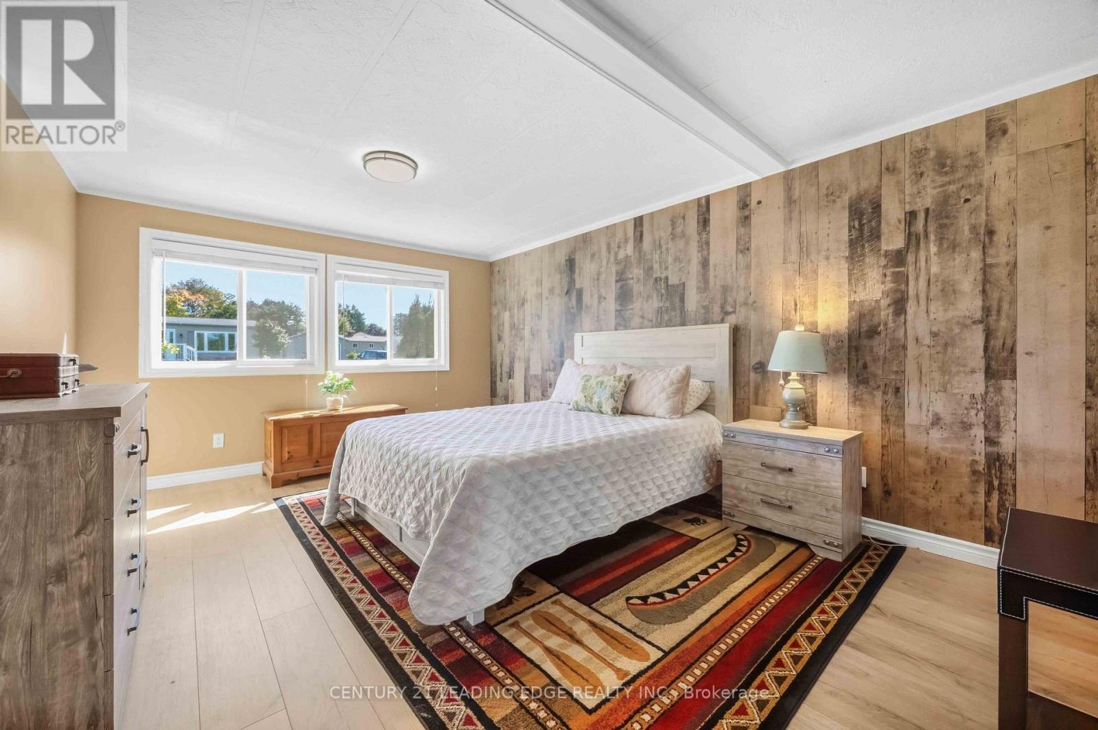 10 HUMMINGBIRD CIRCLE - 15