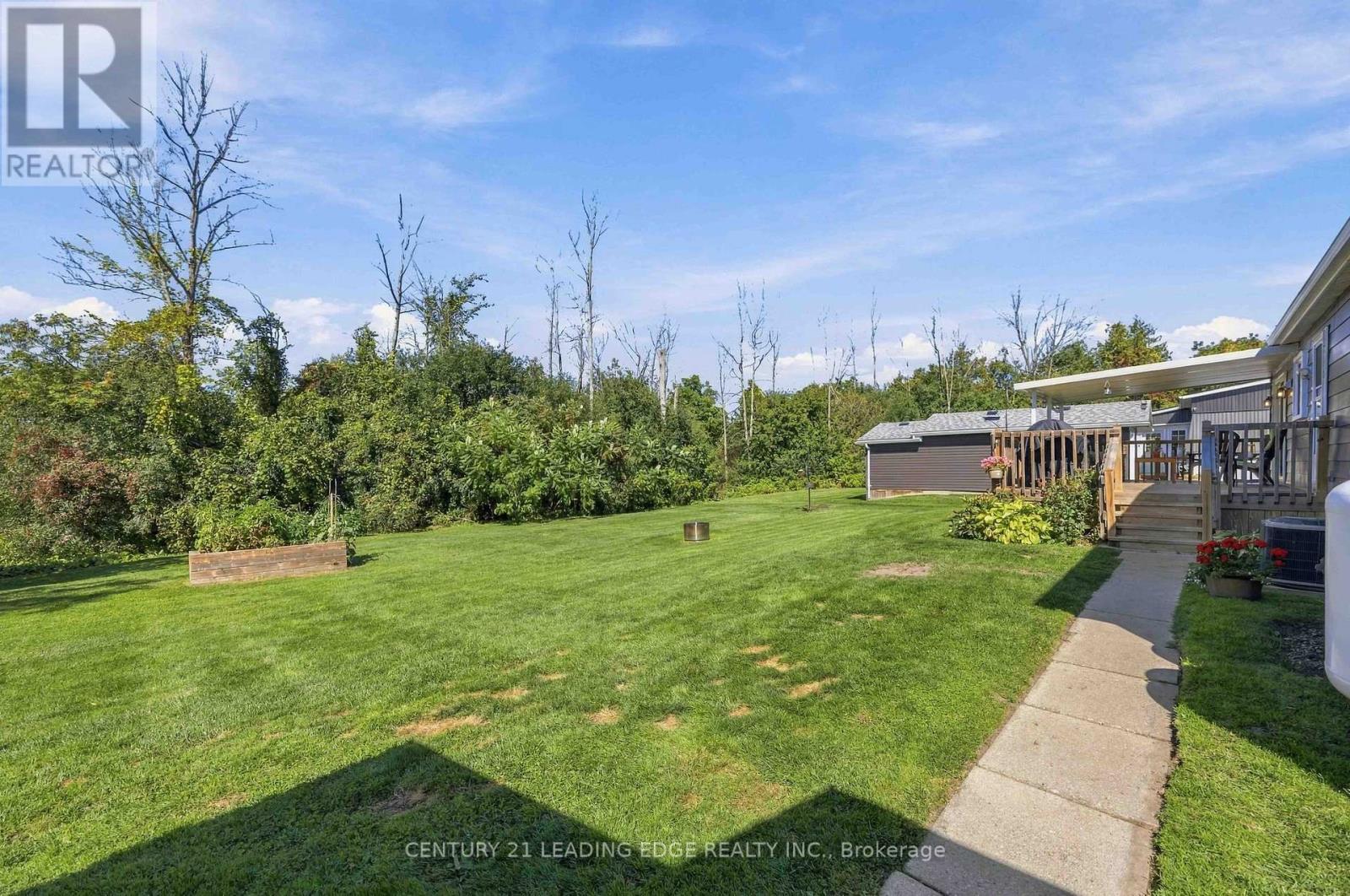 10 HUMMINGBIRD CIRCLE - 23