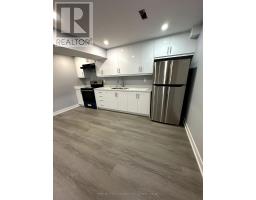 52 Herefordshire Crescent, Newmarket, ON L9N0B7 Photo 8
