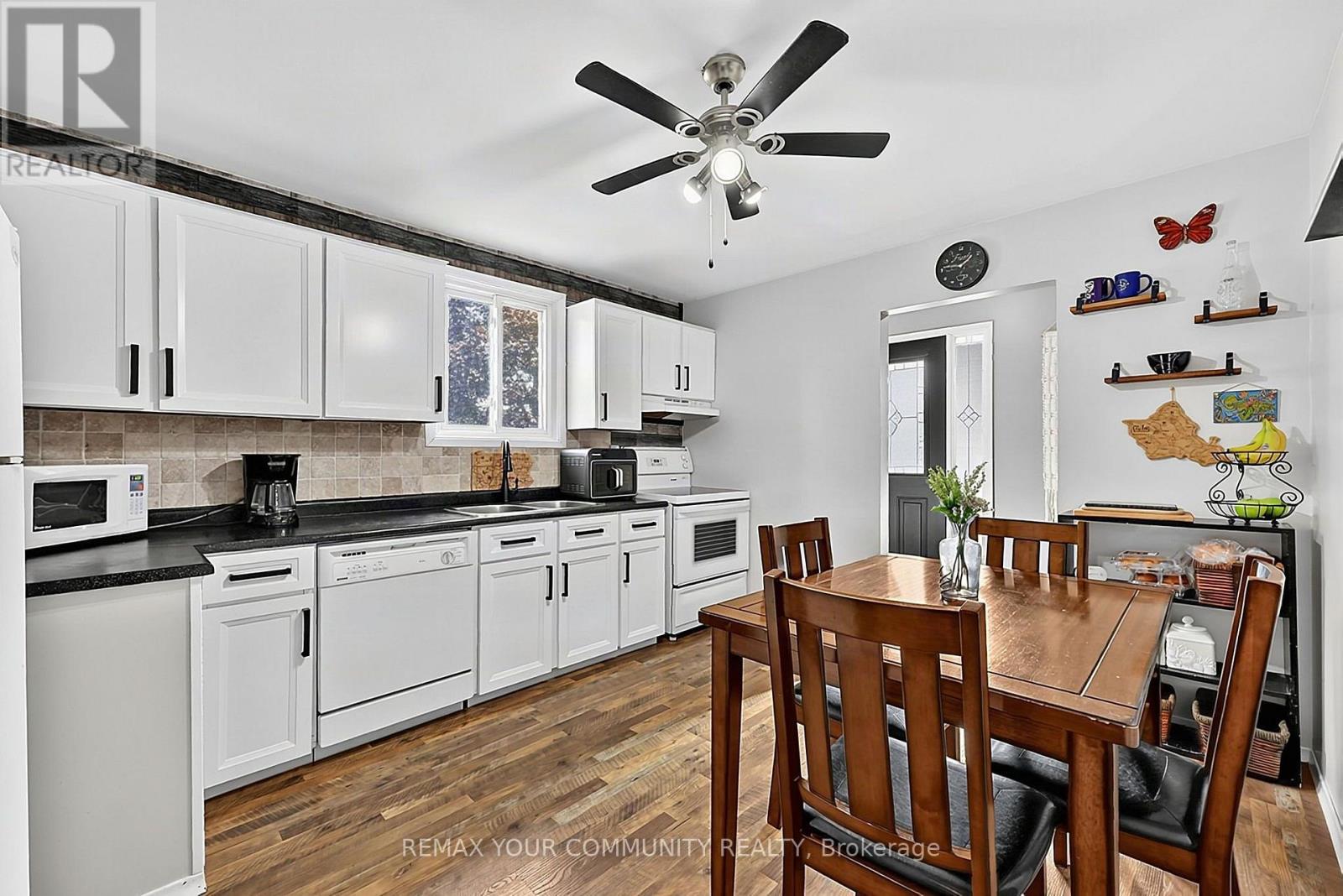 123 Martin Street, Bradford West Gwillimbury photo 10