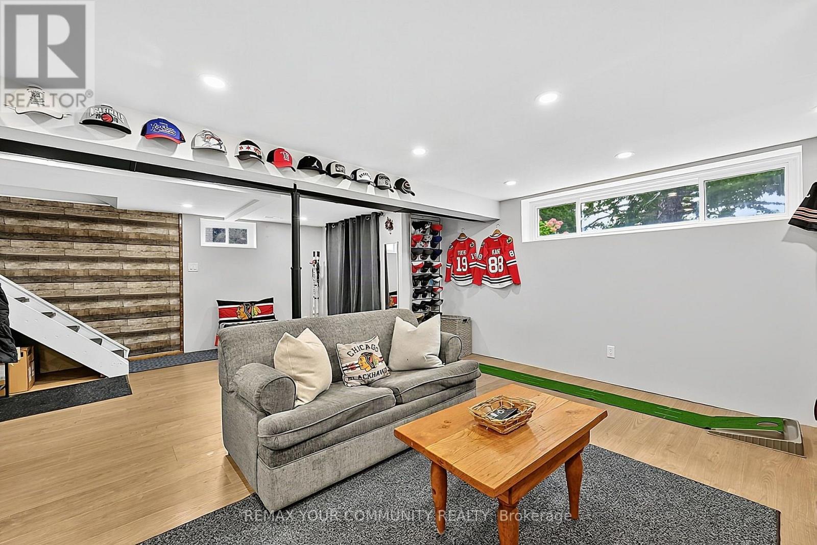 123 MARTIN STREET - 24