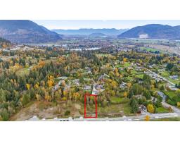8718 Hitch Terrace, Mission, BC V2V6V4 Photo 8