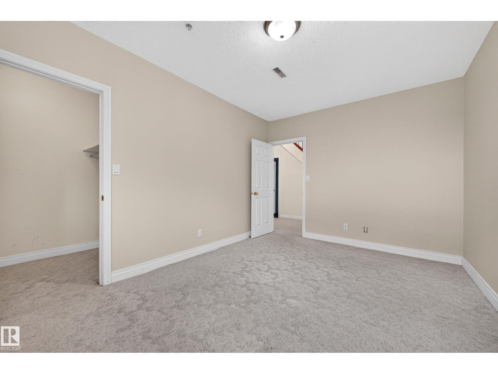 #135 52304 RGE ROAD 233 - 51
